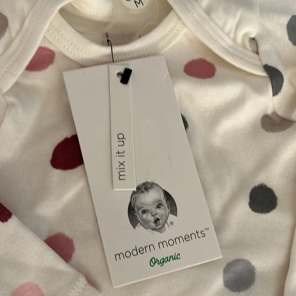 Modern Moments by Gerber Organic Cotton Long Sleeve Onesie Polka Dot 0-3M NWT